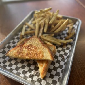 Grilled Cheese w/ Fry
